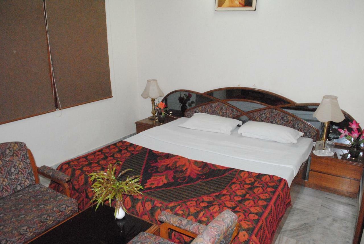 Geetco Hotel Jalor Esterno foto